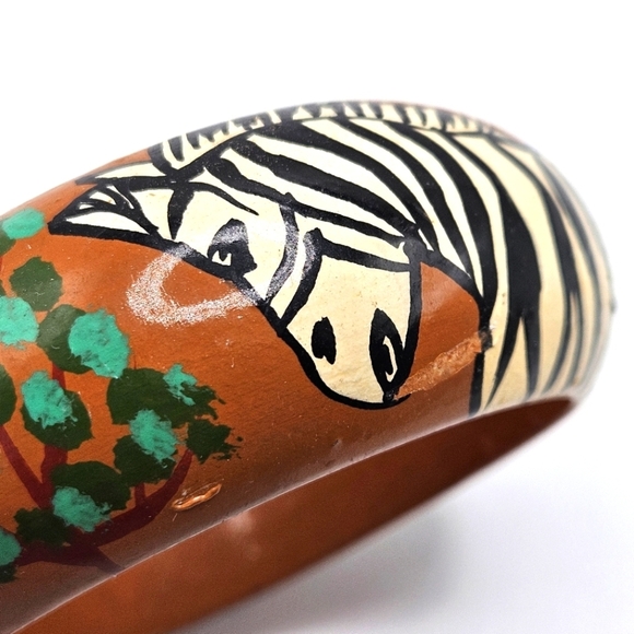 VINTAGE Hand-Painted Safari Zebra Wooden Wood Bangle Bracelet - Picture 4 of 5